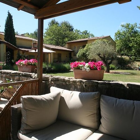 Le Mas Des Pierres Blanches Bed & Breakfast Venasque Dış mekan fotoğraf