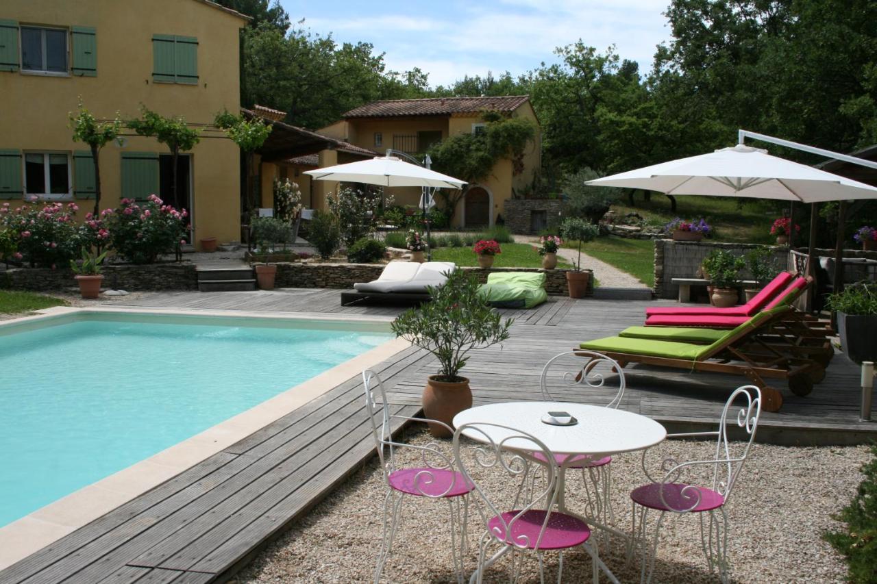 Le Mas Des Pierres Blanches Bed & Breakfast Venasque Dış mekan fotoğraf